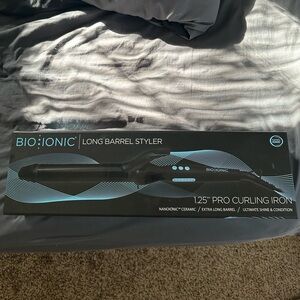 Bio Ionic Long Barrel Curling Iron 1-1/4